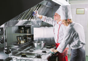 4 Common Commercial Kitchen Equipment Needs